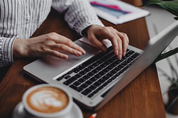 WebshopListen.dk: Din Guide til Pålidelige Webshops i Danmark